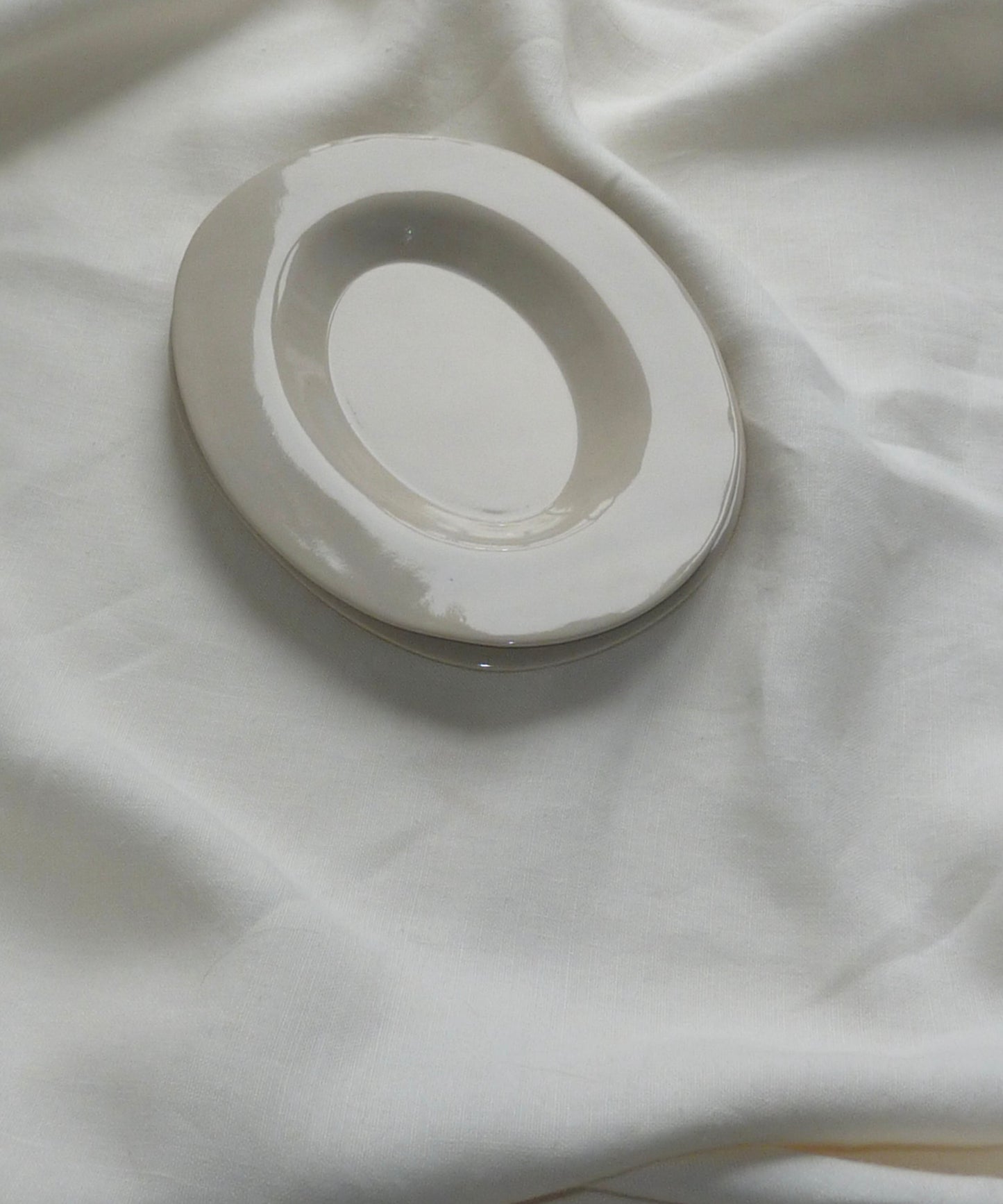 ANGÈLE plate